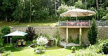Ungarn Hotel - Villa Medici kertje Veszprémben - Hotel Villa Medici