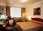 Hotelszoba Budapesten - hotelszoba az Astoria szállodában - szuperior kétágyas elegáns szoba