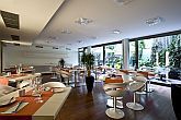 Kellemes reggeliző Budán a Lánchíd 19 design hotelben