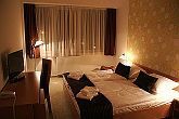 Romantikus hangulatú szobák a Canada Hotel Budapestben elérhető áron ingyenes parkolóval