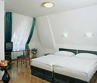 Hotel Bara - 3 csillagos hotel Budapesten - centrum 500 m