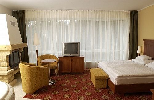 4* Grandhotel Galya deluxe szoba megfizethető áron Galyatetőn
